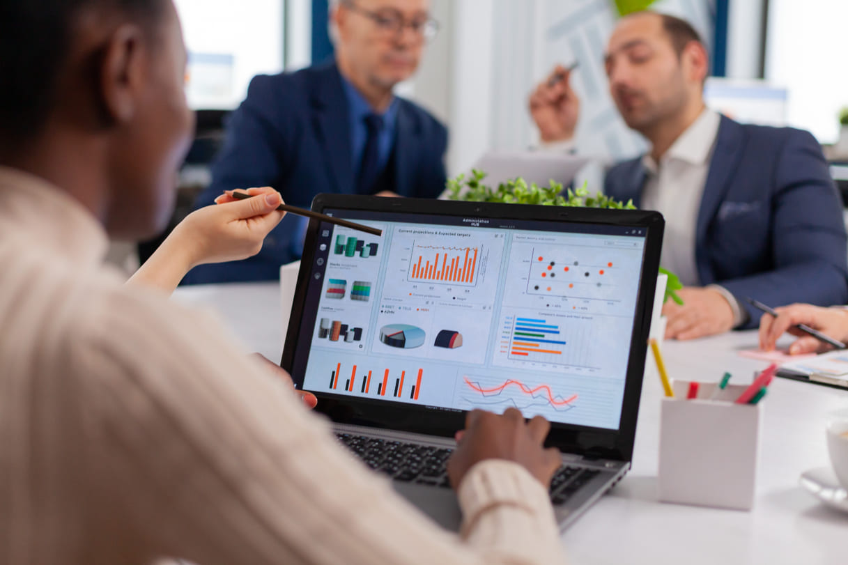 CRM em números: insights de e-mail marketing para 2025